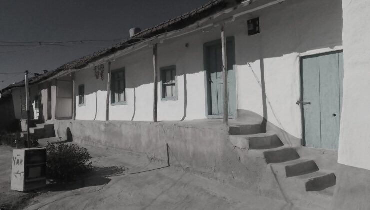 EMİRDAG  CAMİLİ KÖYÜ&rsquo;NDE GEÇMİŞTE CAMİLİ&rsquo;DE    MUHACİR EVLERİ