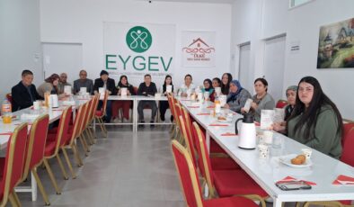 Yazar Osman KARAKAYA ’dan Anlamlı Buluşma: Özel Ülkü Yatılı Bakım Merkezi’nde İmza ve Okuma Etkinliği