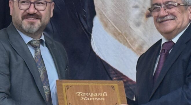 Ahmet Urfalı’dan “Bayrak ve Vatan Sevgisi’’ Konferansı