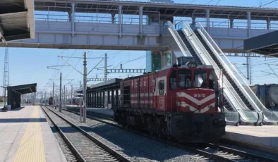 3 ile daha hızlı tren geliyor: Seyahat süresi 4 saatten 1,5 saate düşecek